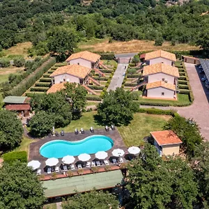 https://villaggio-le-querce.it-tuscanyhotel.com